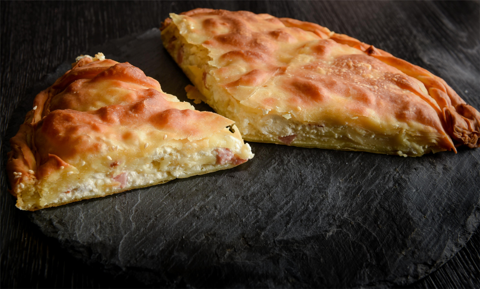 Χωριάτικη Πίτα Στρόγγυλη Ζαμπόν Κασέρι σε Ταψί 6αρα BRIOCHE 6x1.6kg