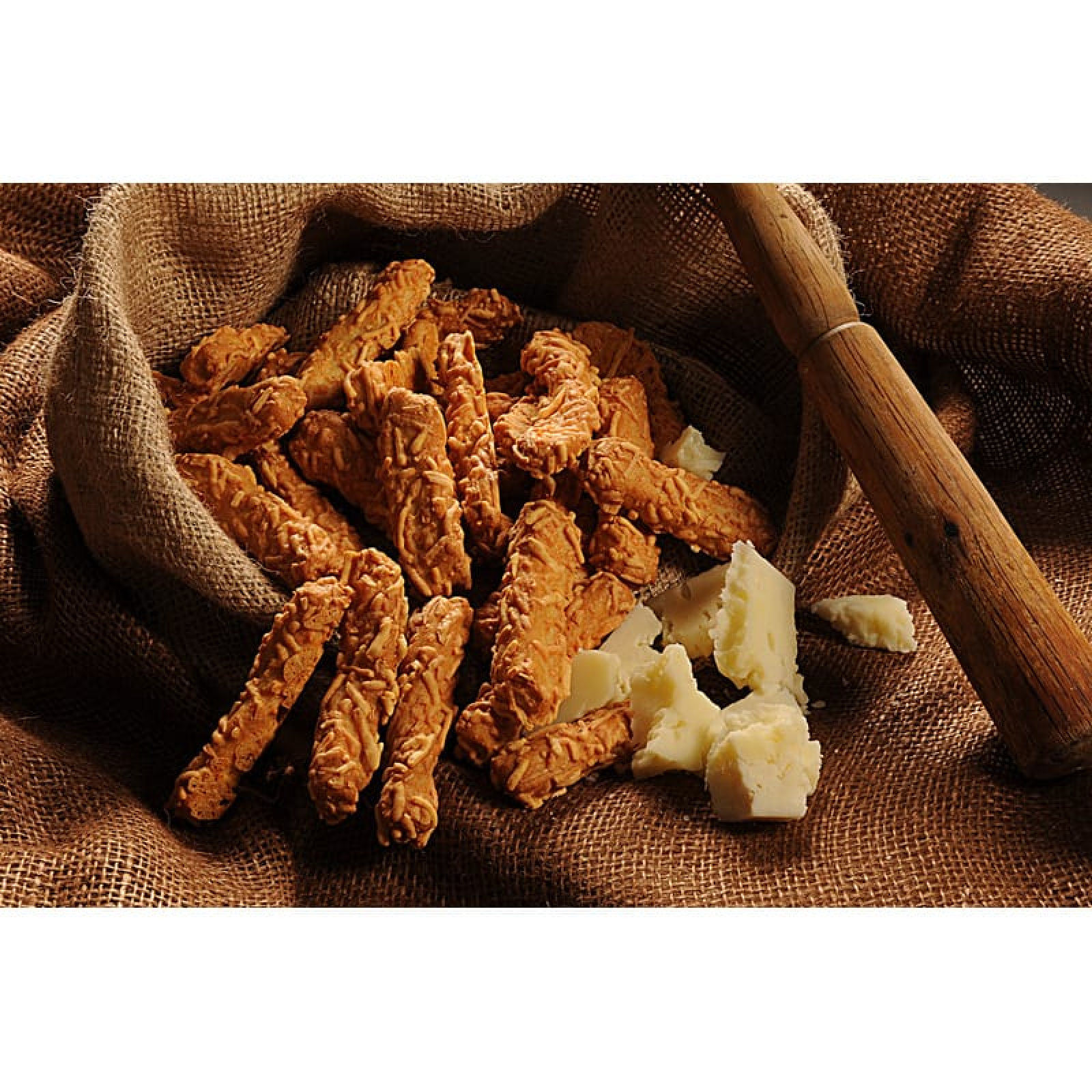 Κριτσίνι Μπουκιά με Μιξ Τυριών  ΠΑΡΑΔΟΣΙΑΚΟ ΚΟΥΛΟΥΡΙ ΘΕΣΣΑΛΟΝΙΚΗΣ 3kg